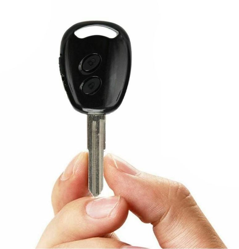 Diktafon Daklos Špionážní diktafon Autos ve tvaru klíče od auta, 32 GB