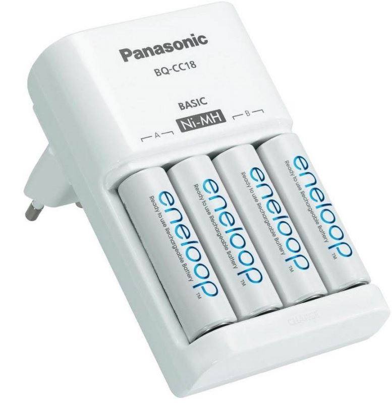 Nabíječka baterií Panasonic Basic Charger + eneloop AA 1900mAh 4ks