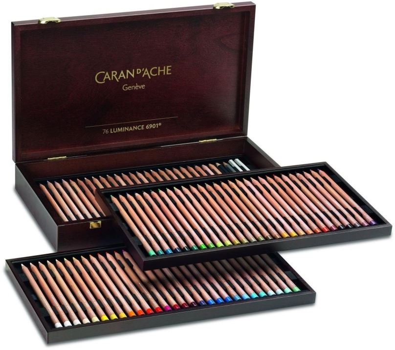 Pastelky CARAN D'ACHE Luminance 6901 76 barev + příslušenství v dřevěném boxu