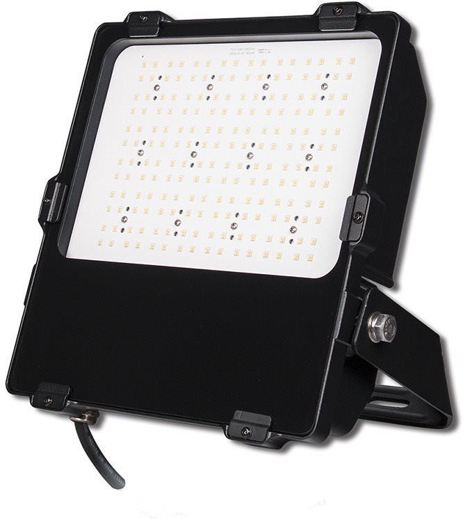 LED reflektor McLED Reflektorové LED svítidlo Delta 150, 4000K, 150W, vyzařovací úhel 120 °, bez optiky