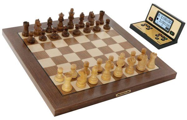 Stolní hra Millennium Chess Genius Exclusive - stolní elektronické šachy