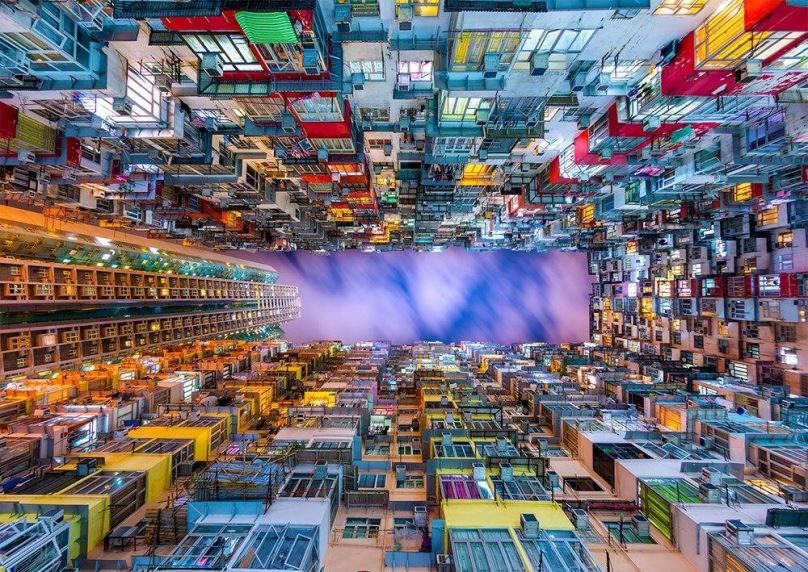 Puzzle Enjoy Barevný bytový dům, Hongkong 1000 dílků