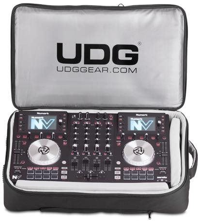 Batoh UDG Urbanite MIDI Controller Backpack Medium Black